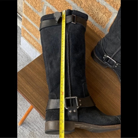 UGG WOMEN DREE BLACK LEATHER
BOOTS Sz 7 - Picture 8 of 11